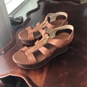 💥BUY 1 GET 1 Michael Kors Leather Platform Sandal